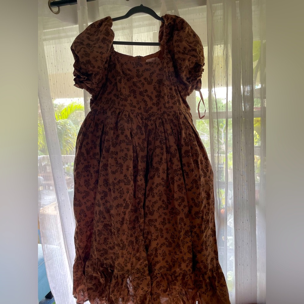 COCO DRESS IN BROWN FLORAL